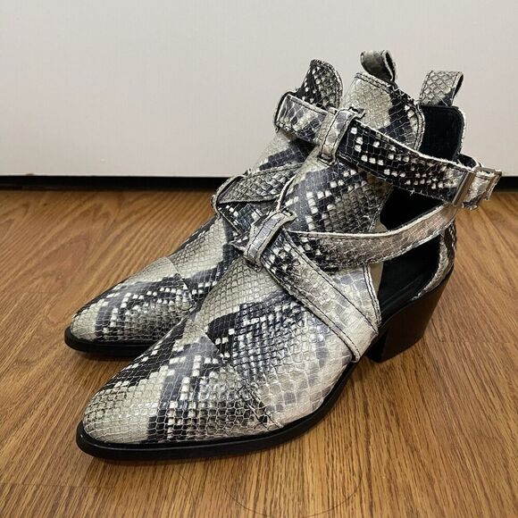 ALLSAINTS Ivory Leather Darcy Pointed Toe Cutout Snakeskin Ankle Booties 38 US 8 - Picture 5 of 9